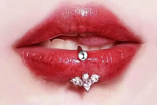 Piercings labiales en Madrid – Piercing Lounge (5)